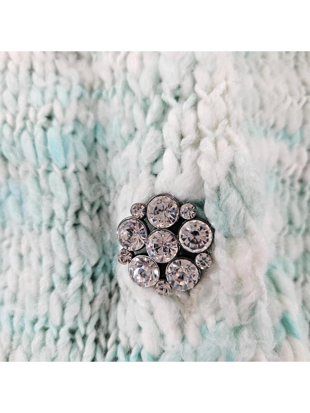 Wild Fable space-dye cropped cardigan featuring rhinestone cluster buttons - Picture 4 of 11